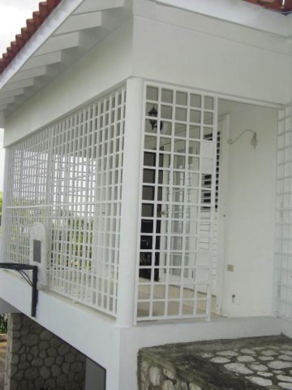 Hill Top Kingston Jamaica Phòng bức ảnh