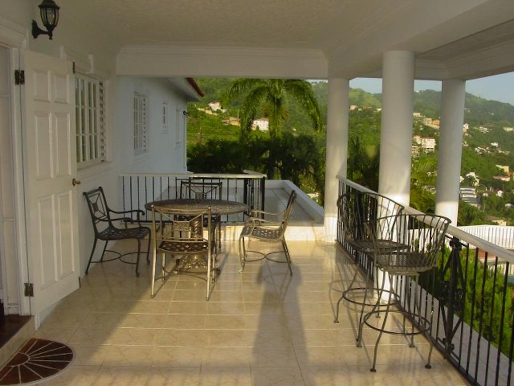 Hill Top Kingston Jamaica Phòng bức ảnh