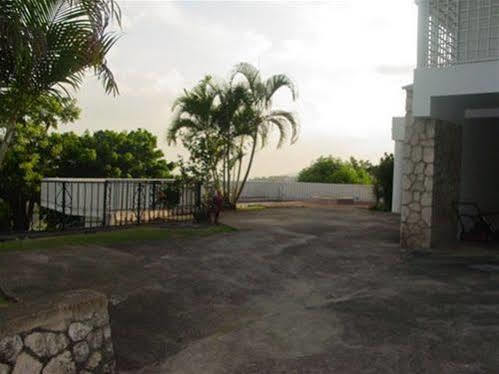 Hill Top Kingston Jamaica Ngoại thất bức ảnh
